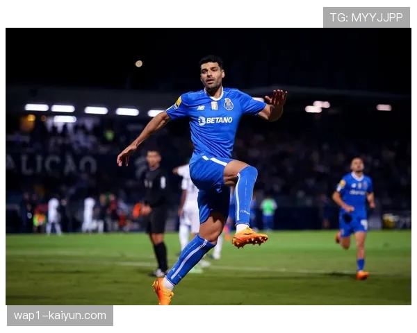 里尔锋线吉鲁状态正佳 球队稳居积分榜前列